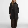 Barbour x GANNI Peplum lång quiltad jacka Barbour x GANNI Peplum lång quiltad jacka