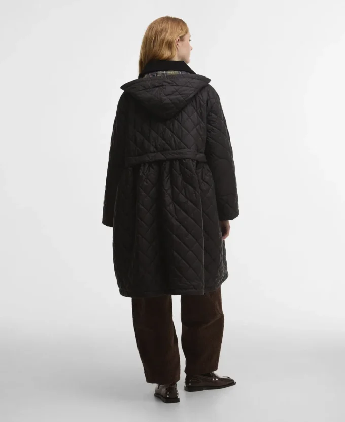 Barbour x GANNI Peplum lång quiltad jacka Barbour x GANNI Peplum lång quiltad jacka