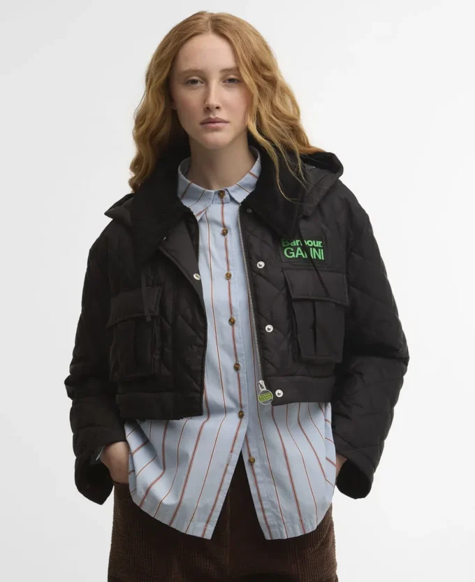 Barbour x GANNI Peplum lång quiltad jacka Barbour x GANNI Peplum lång quiltad jacka