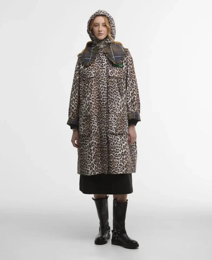 Barbour x GANNI Vattentät parkasjacka med leopardmönster Barbour x GANNI Vattentät parkasjacka med leopardmönster